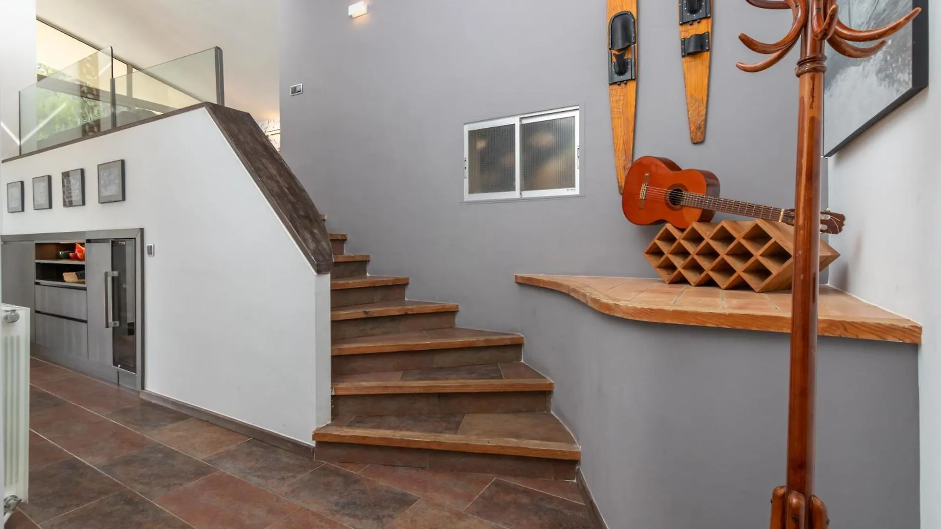 Espectacular Villa En Begur contacts